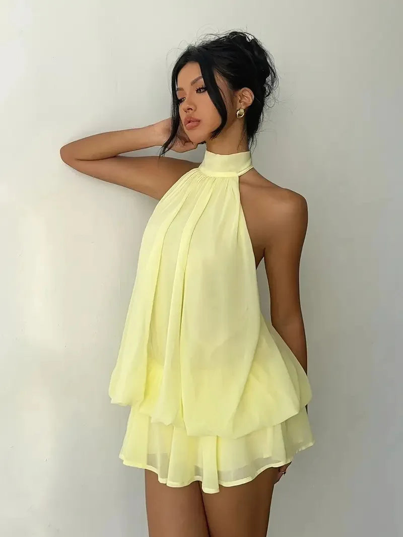 Elegant women's chiffon dress with halter neckline