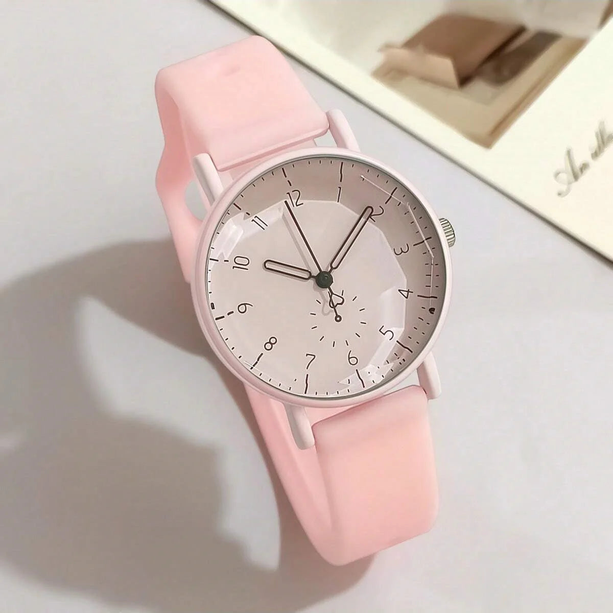 Women Fashion Casual Silicone Quartz Watches for Women