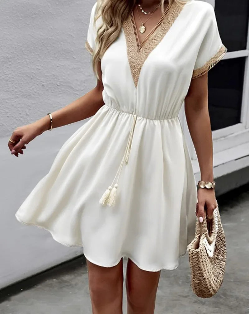 Women's summer dress, plain, with short sleeves and a V-neck