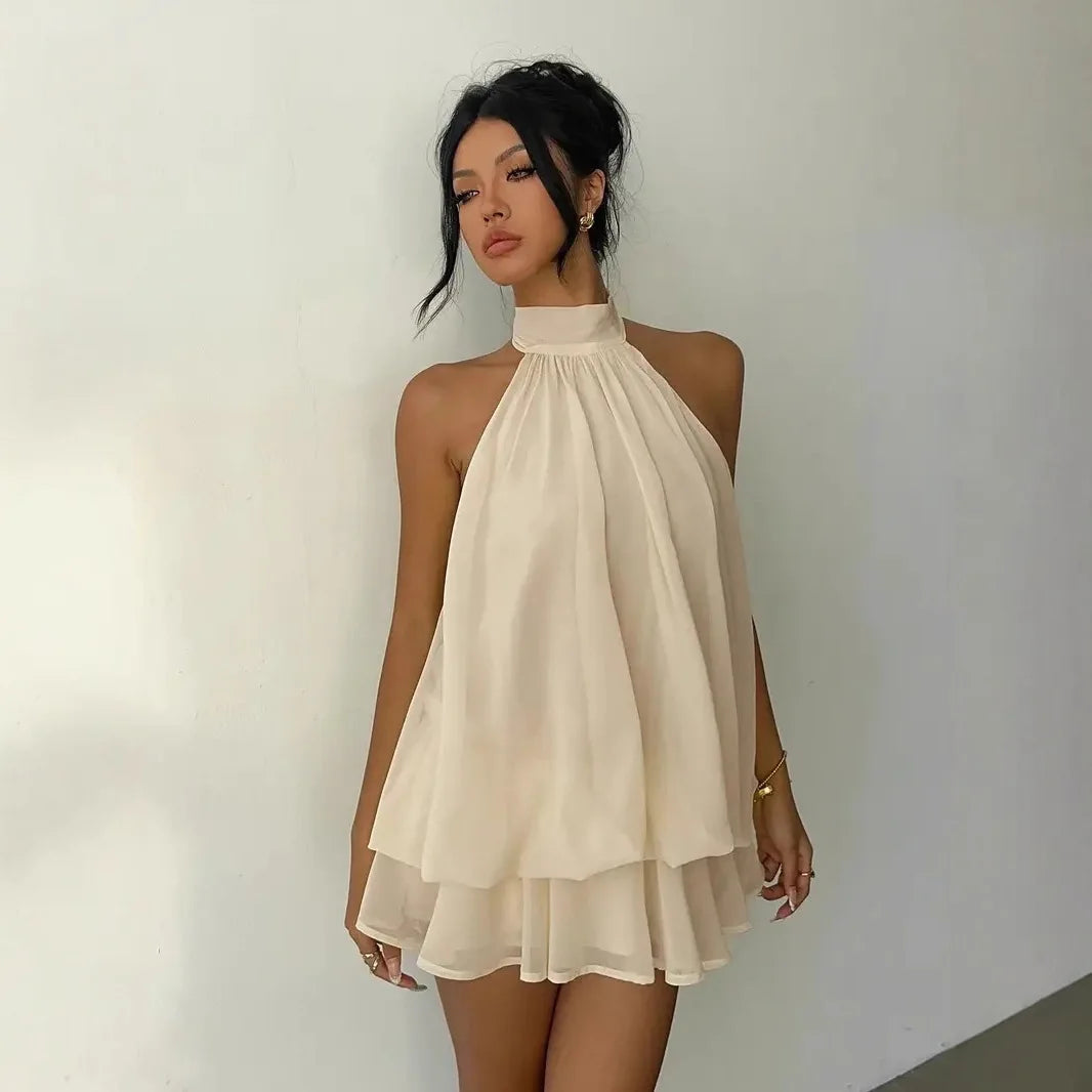 Elegant women's chiffon dress with halter neckline