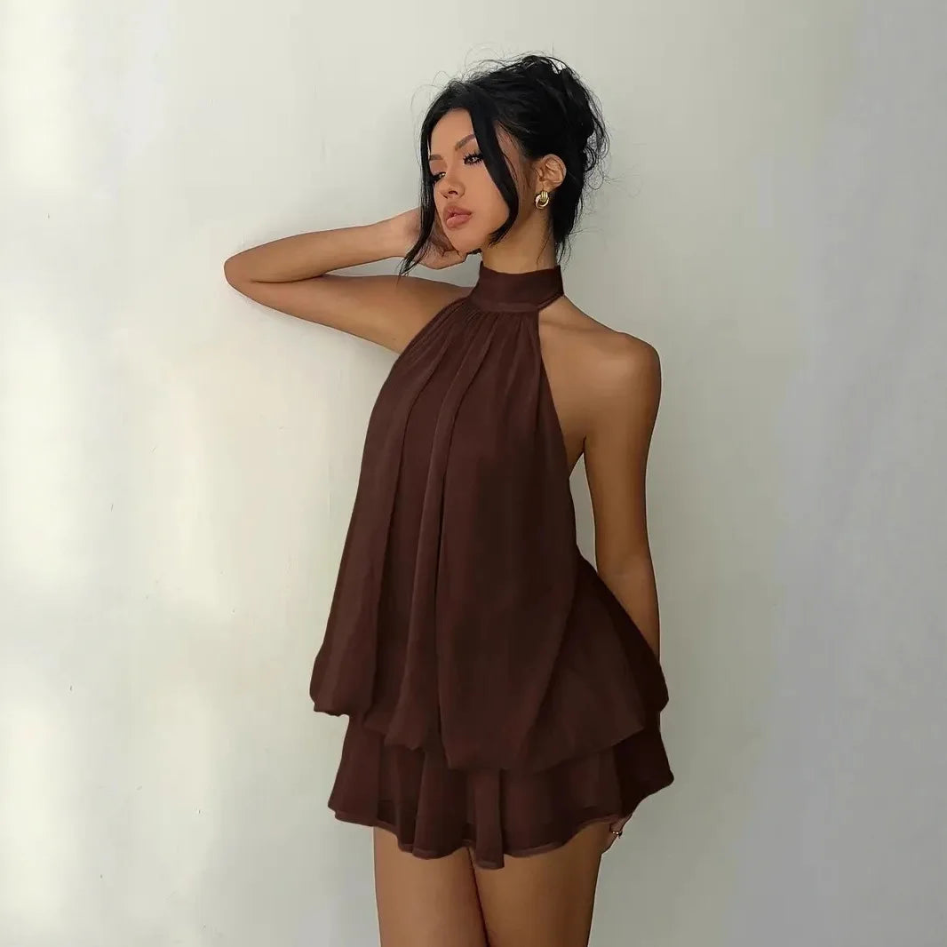 Elegant women's chiffon dress with halter neckline