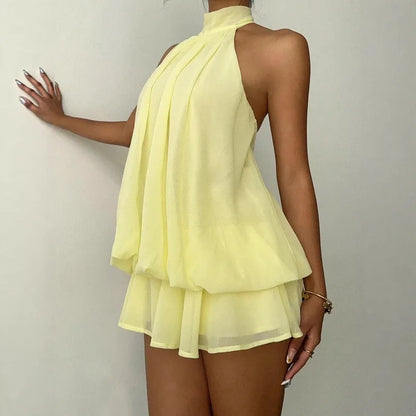 Elegant women's chiffon dress with halter neckline