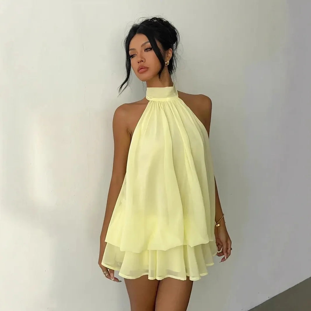 Elegant women's chiffon dress with halter neckline