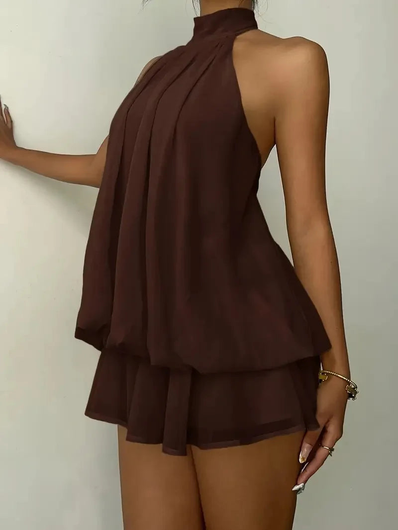 Elegant women's chiffon dress with halter neckline