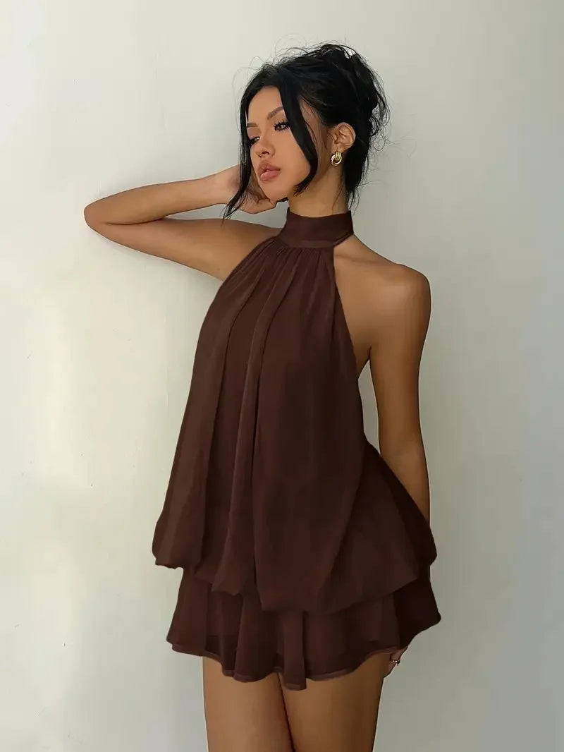 Elegant women's chiffon dress with halter neckline