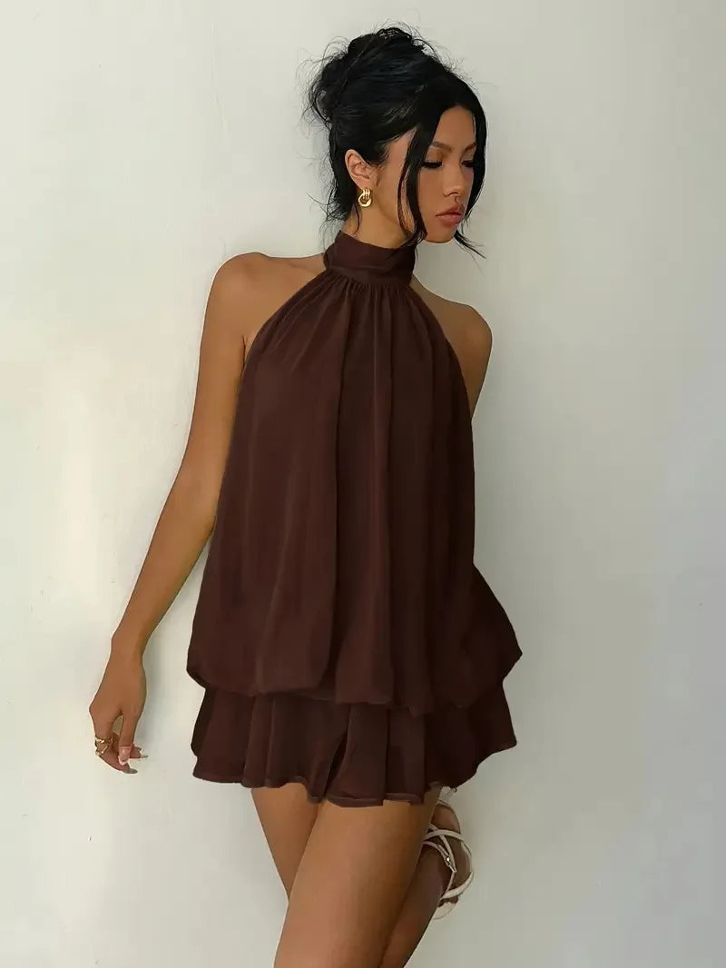 Elegant women's chiffon dress with halter neckline