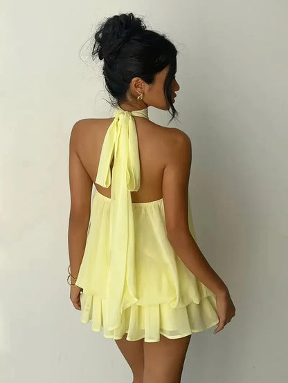 Elegant women's chiffon dress with halter neckline